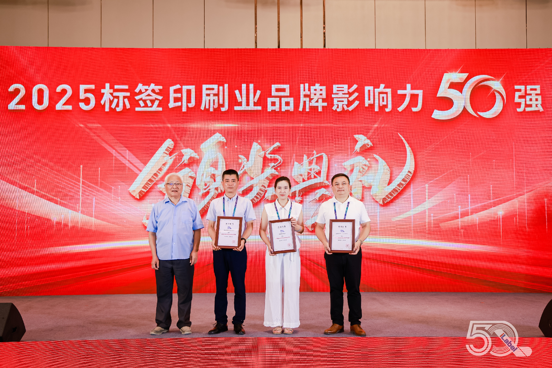 d915e81a12e530cc392277024a7391aa.png